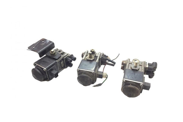 Solenoid Valves - Mercedes,,Neoplan,,Volvo,,Otokar Magirus - 4720174810